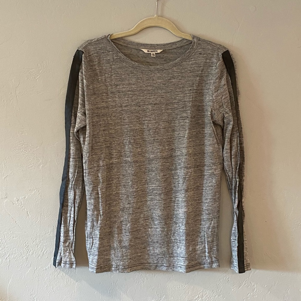 BB Dakota Vegan Leather Trim Top